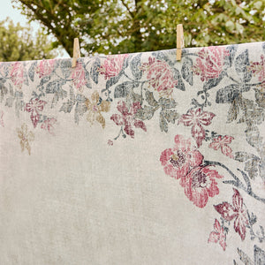 Hug Rug Botanical Border Machine Washable Rug Design