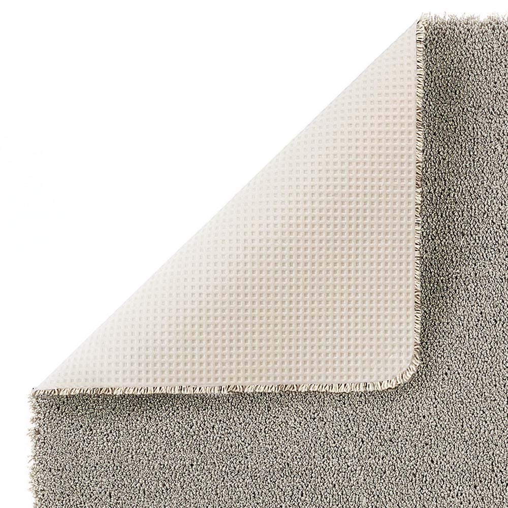 Sense Ghost Grey Bath Mat- a bath mat made from recycled materials in a solid grey.
