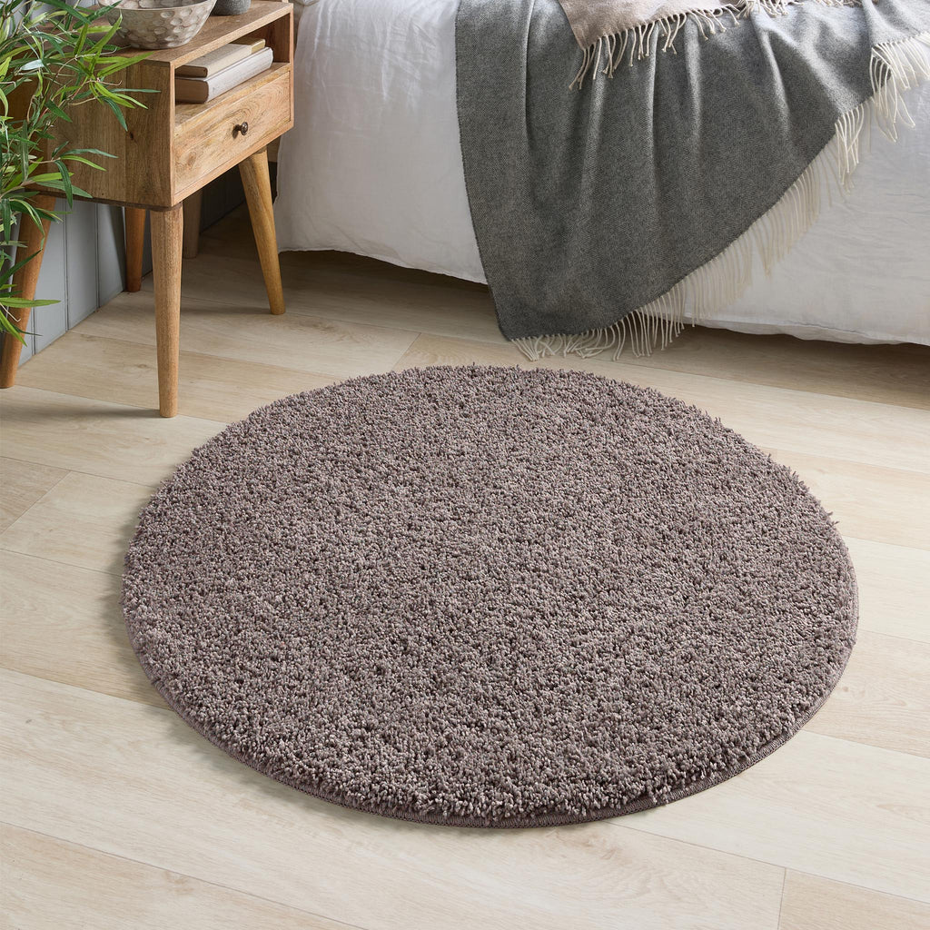 My Rug Mocha Fleck- a washable rug with white and light brown flecks.