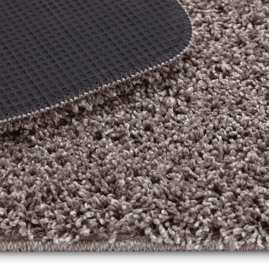 My Rug Mocha Fleck- a washable rug with white and light brown flecks.