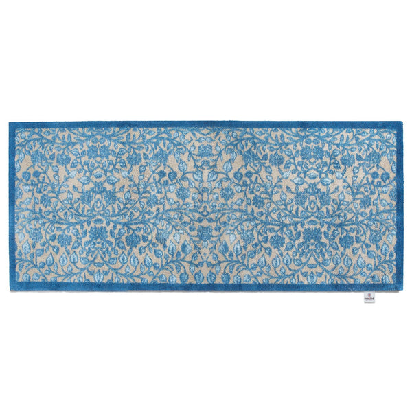 Nature 33 Washable Runner in Beige- a 100% recycled cotton runner featuring intertwining floral pattern in various shades of blue.