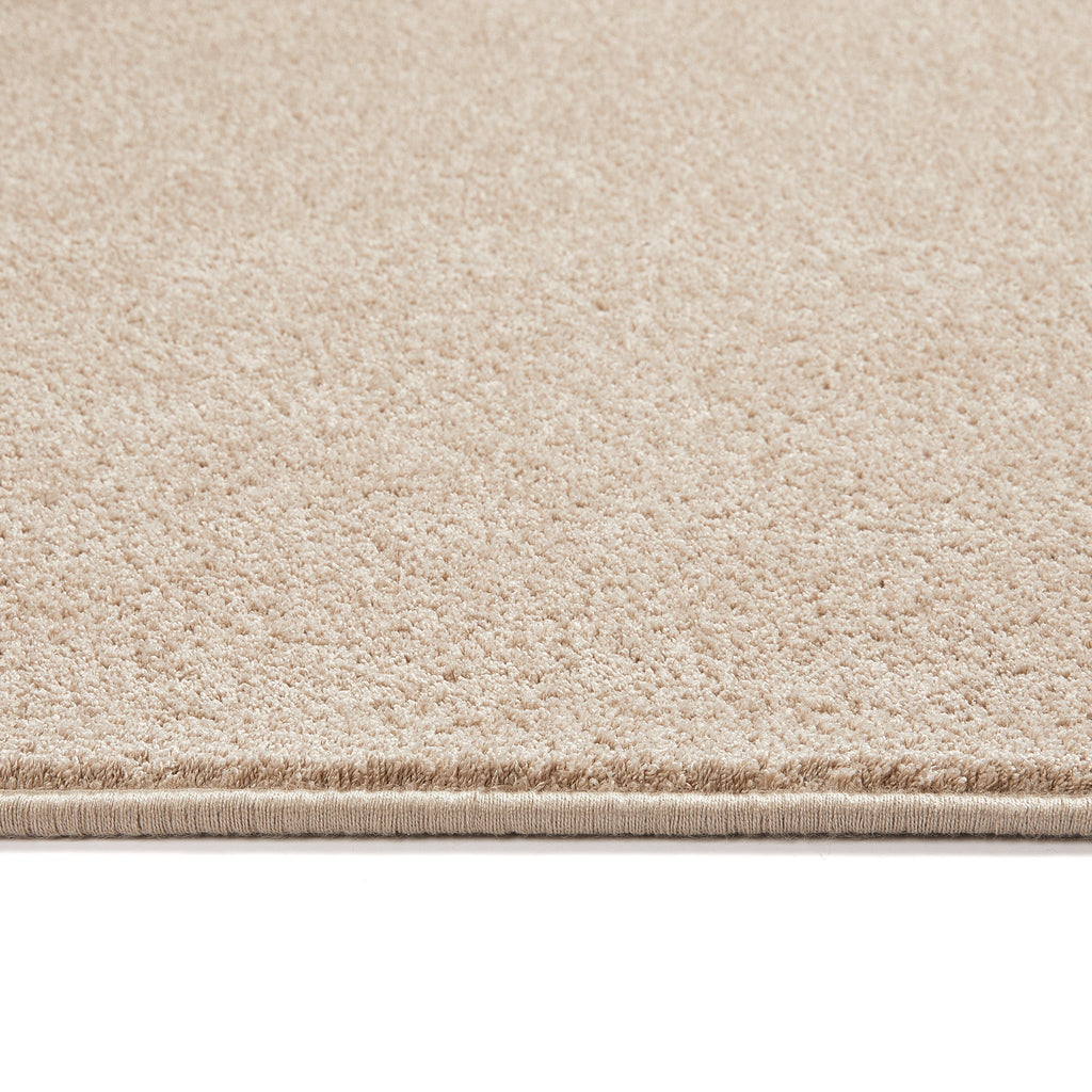 Sense washable rug in beige- a 100% recycled polyester rug.