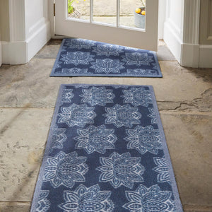 Woodblock 1 Navy Runner in navy- a 100% recycled cotton runner featuring a white and navy heritage pattern.
