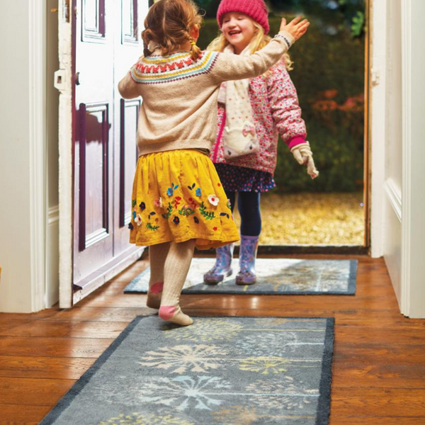 Nature 17 - Front Door - Hug at Home