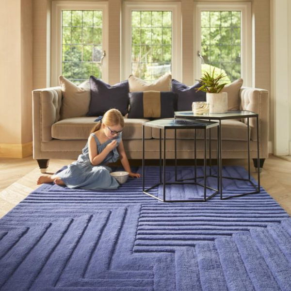Linear Blue - Living Room - Hug at Home