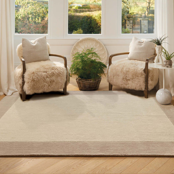 Borders Wool Rug Natural