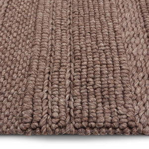 Chunky Knit Brown Runner. Made from 100% wiil featuring a textured pattern.