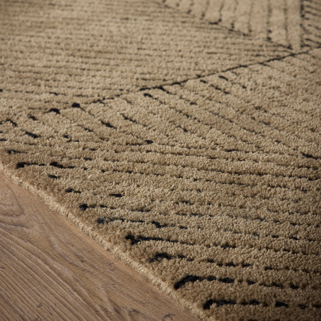 Geometric Rug- hand-tufted rug in Sand with a geometric pattern. 