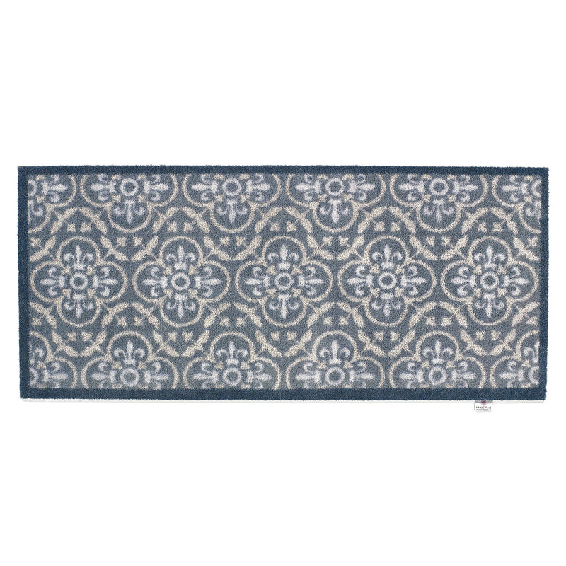 Home 40 Grey Washable Runner in Grey- a 100% recycled cotton runner featuring a heritage-inspired pattern in cream and white. 