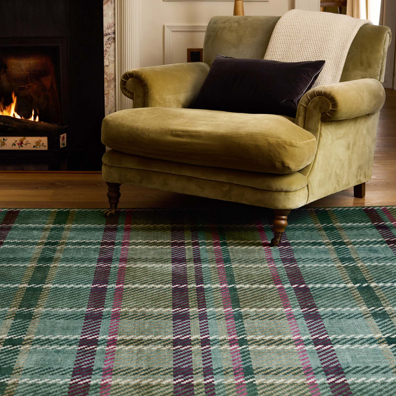 Isla Plaid Emerald Green Eco-Washbale Rug - a 100% recycled material rug featuring a green tartan plaid design.