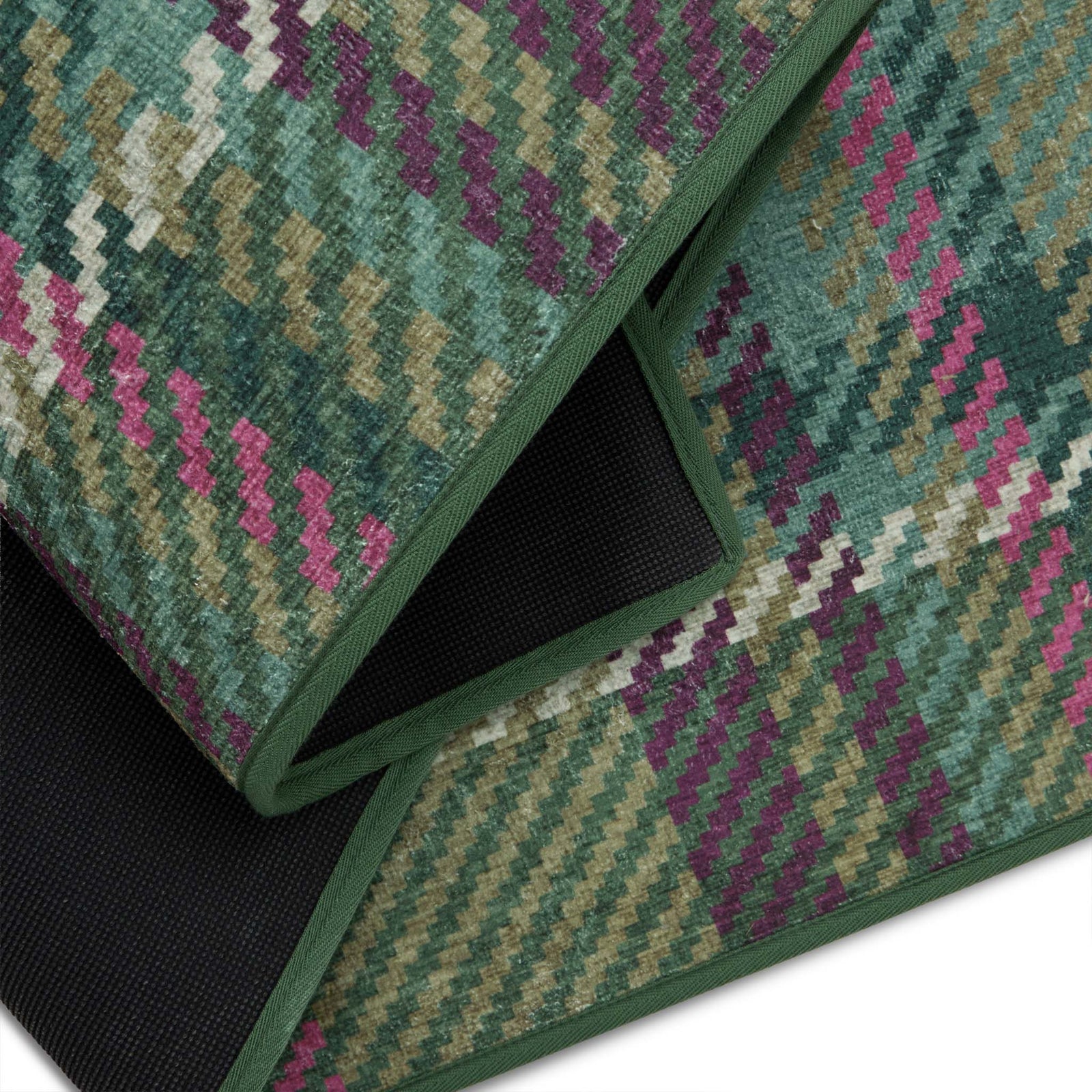 Isla Plaid Emerald Green Eco-Washbale Rug - a 100% recycled material rug featuring a green tartan plaid design.
