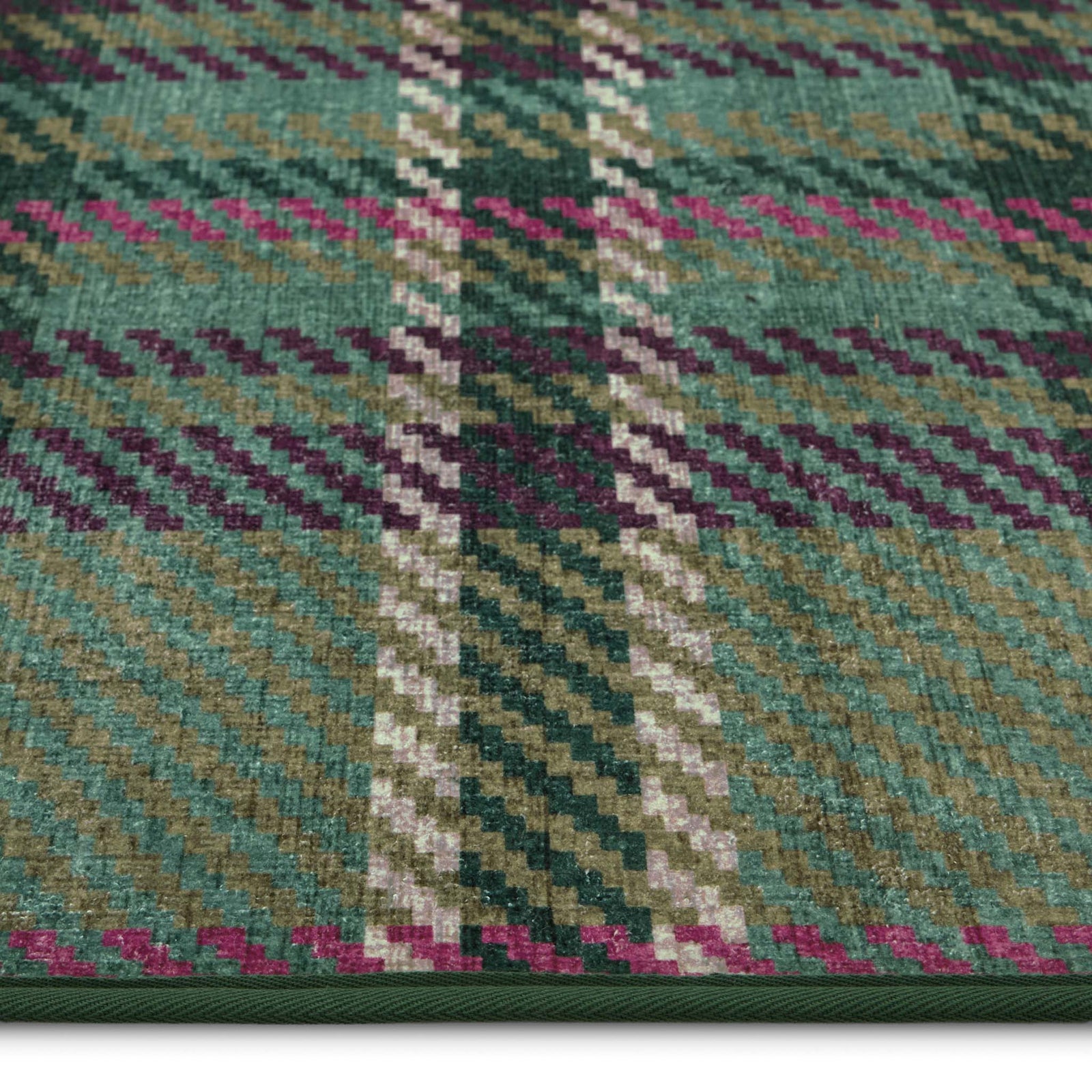 Isla Plaid Emerald Green Eco-Washbale Rug - a 100% recycled material rug featuring a green tartan plaid design.