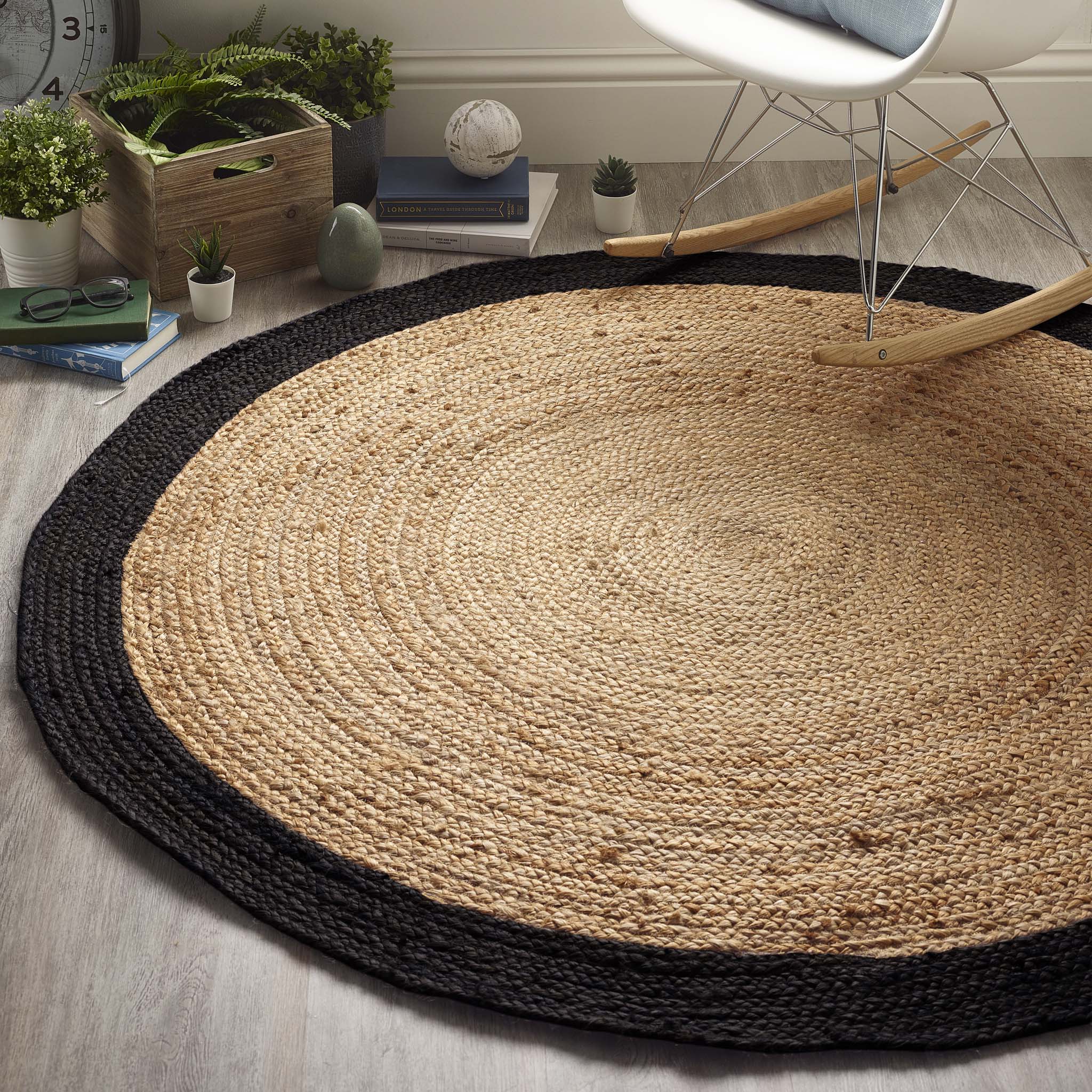 Jute Border Rug Black- 100% Jute rug featuring a black border. 
