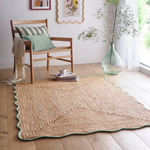 Jute Scalloped Edge Green Rug - Jute scalloped edge rug with green wool whipped border.