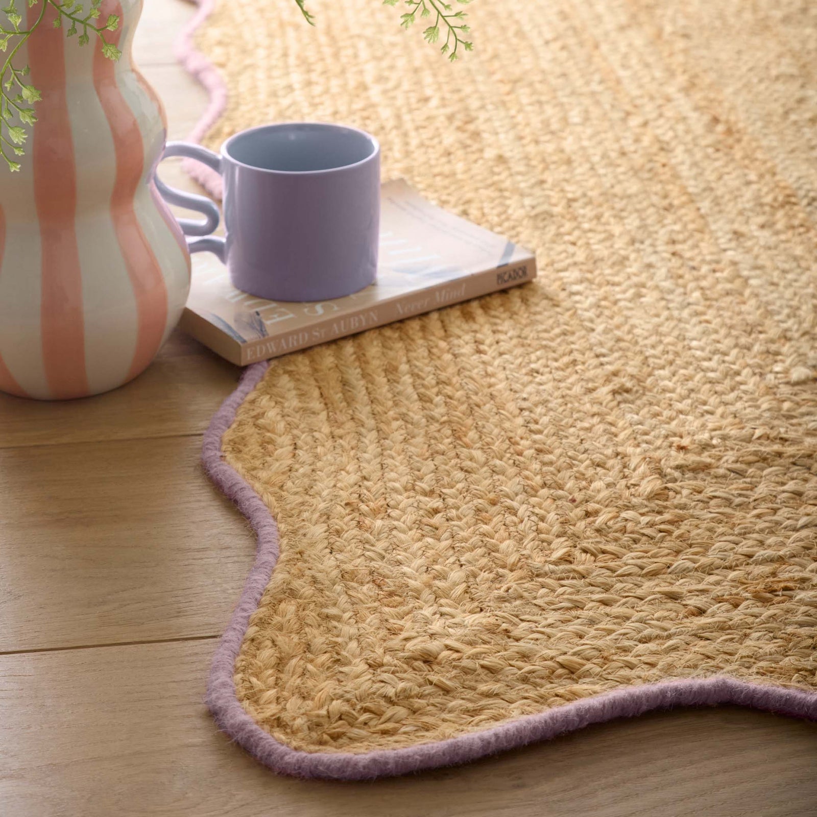 Jute Scalloped Edge Lilac Runner - a 100% jute runner featuring a purple scalloped border.