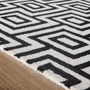 Labyrinth Rug- 100% Wool Loop Pile rug in Black and White with a 3D geometric pattern 4