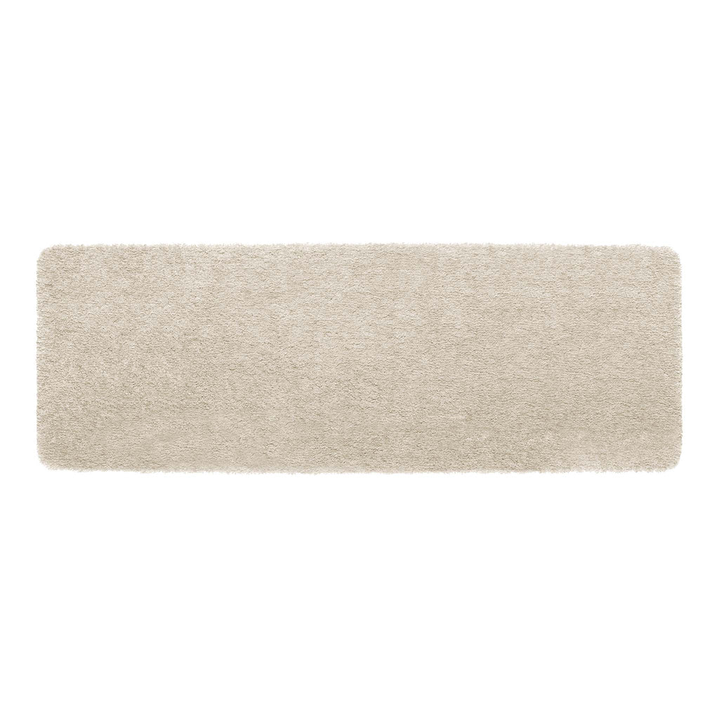 Luxe Cream Runner with a shaggy pile in cream.