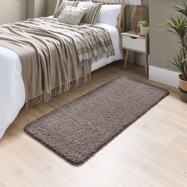 My Rug Mocha Fleck- a washable rug with white and light brown flecks.