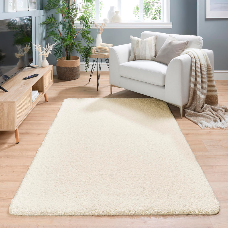 Ivory Washable Rug in a solid white colour, fully machine washable.