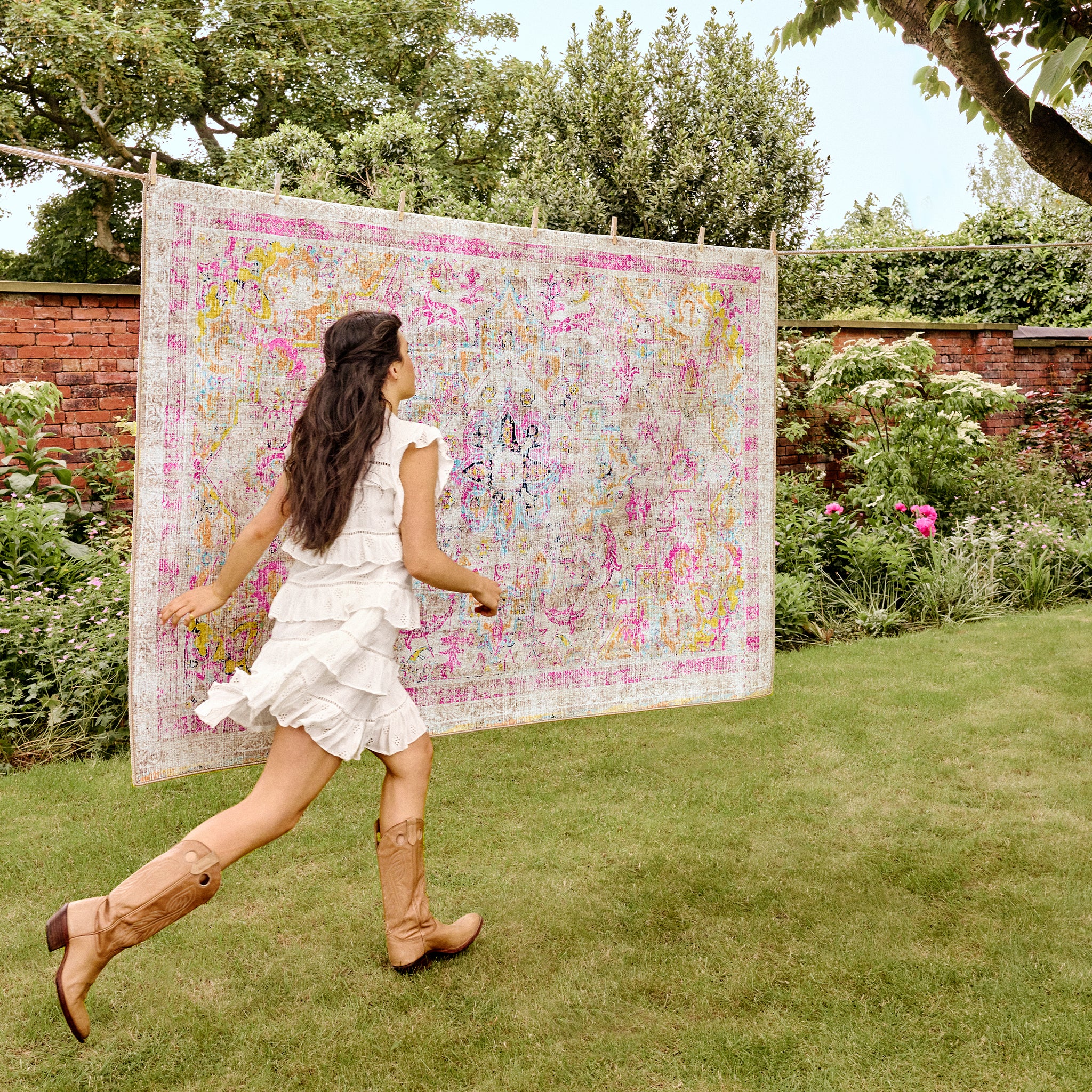 Neo Classical Eco-Washable Rug- 100% recycled content rug featuring a faded vintage inspired pattern.