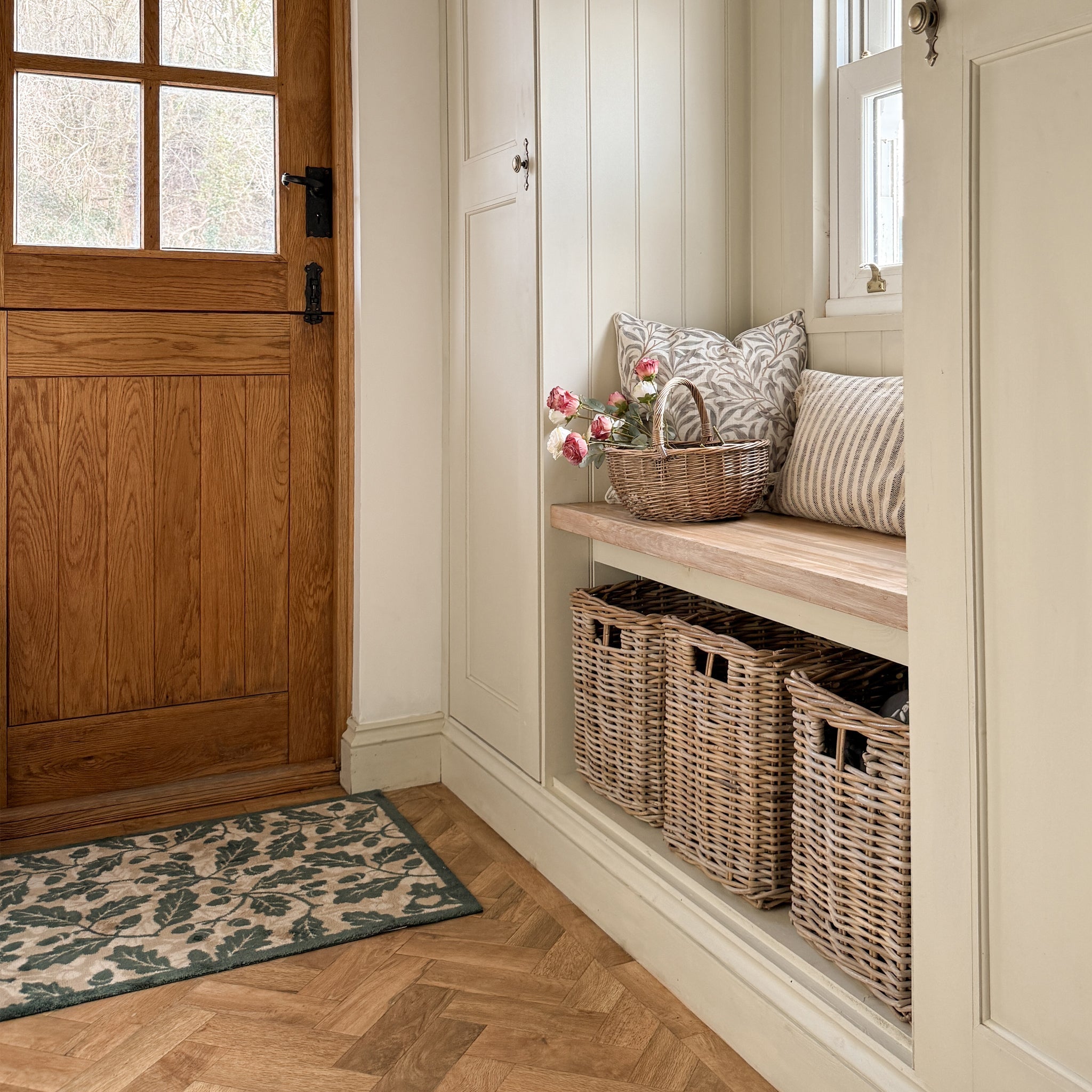 Royal Oak Washable Doormat made from 100% cotton, featuring green oak leaves.