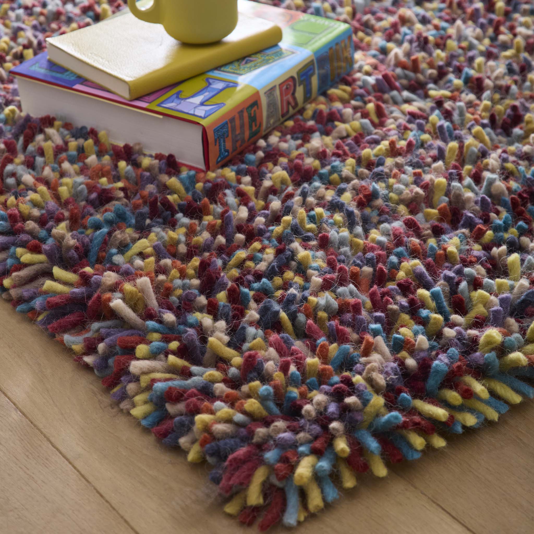 Rocks Shaggy Wool Rug Multi