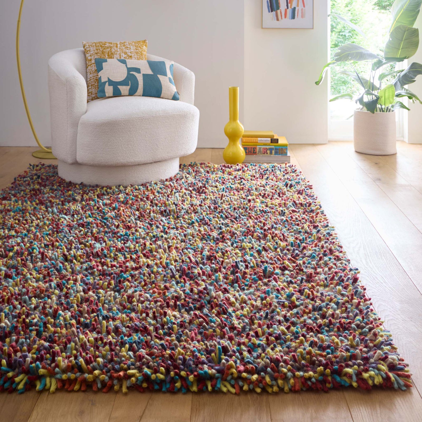Rocks Shaggy Multi Rug - a 100% wool multi rug featuring a shaggy fleck pattern.