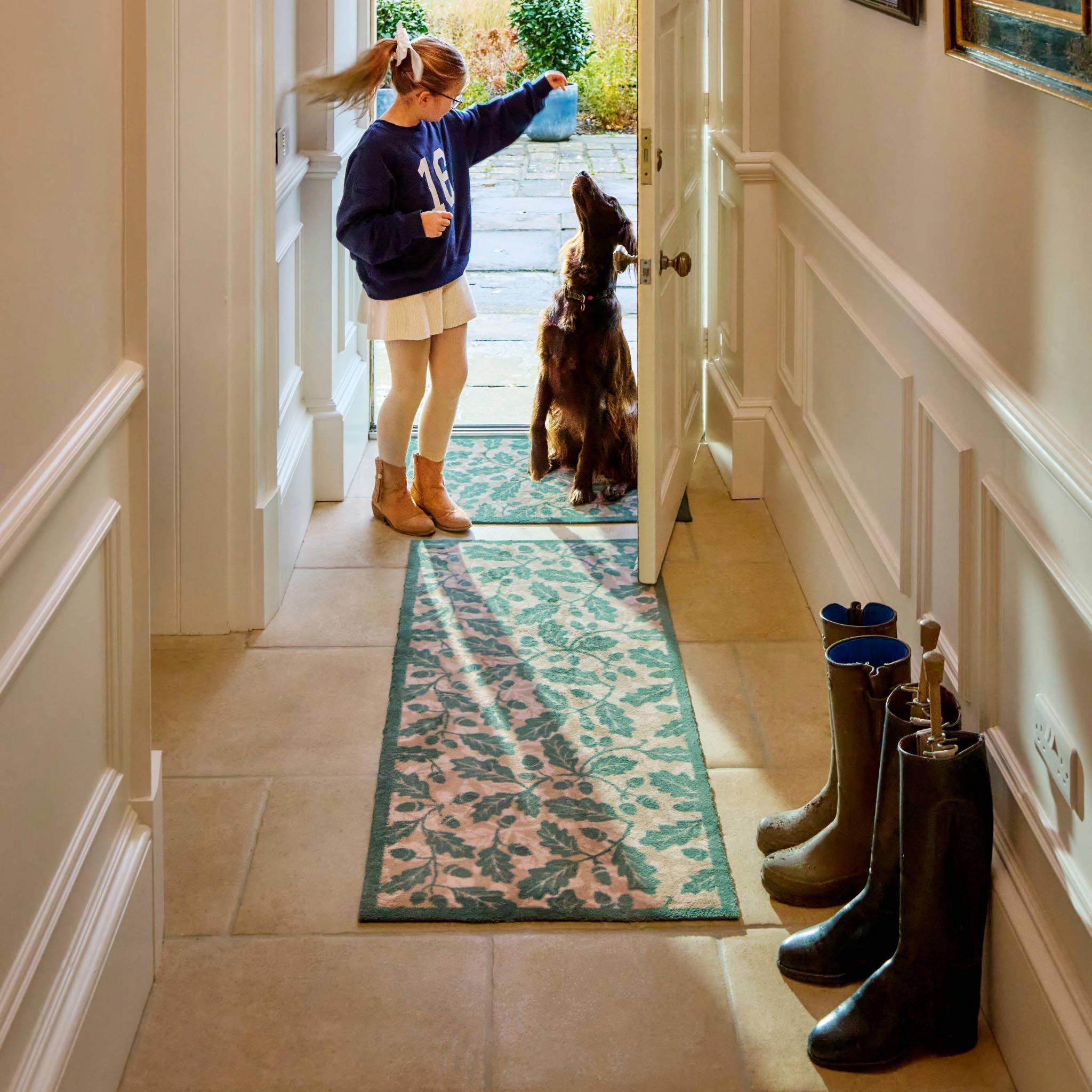 Royal-Oak-Mat-Runner-Lifestyle_01