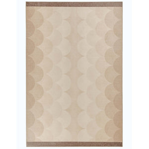 Scalloped Ombre Natural Eco-Washable Rug- a 100% recycled material rug featuring a scalloped design.