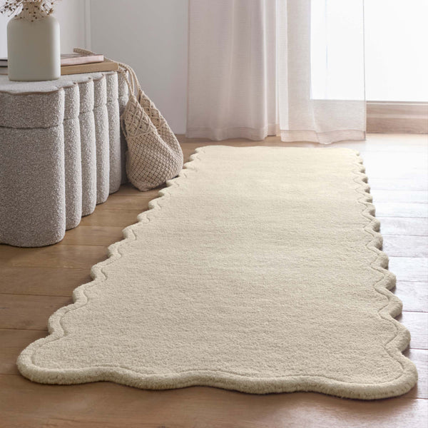 Scalloped Elsie Runner Cream- 100% wool runner featuring a wavy border.