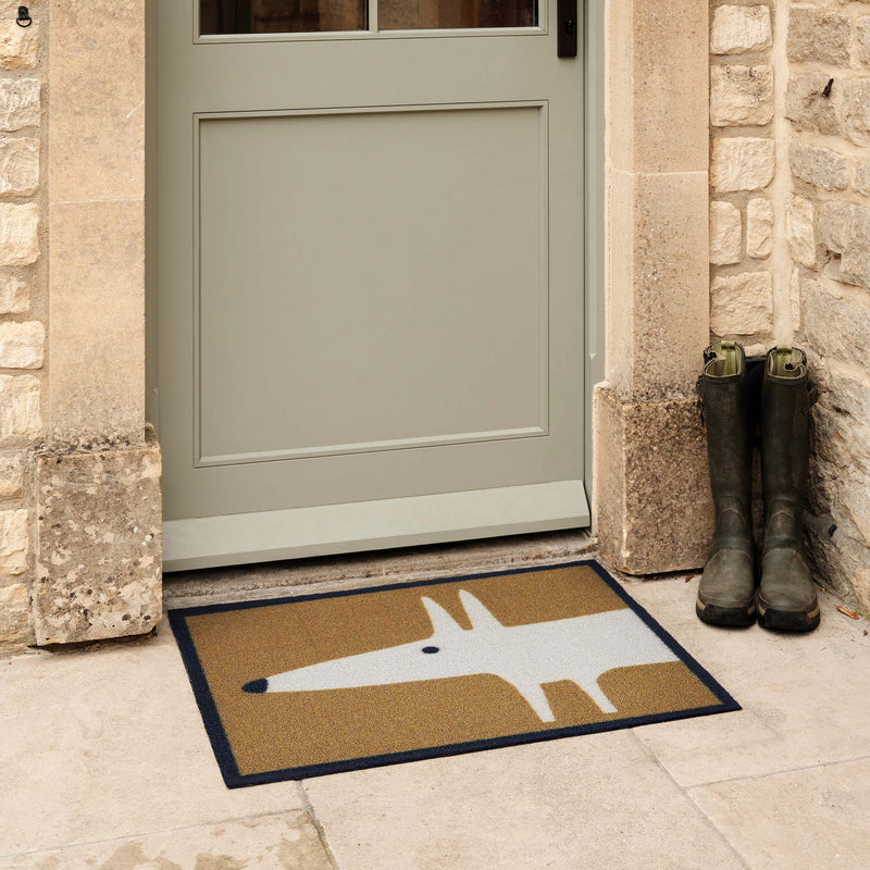 Mr Fox Natural Outdoor Doormat. Made from ECONYL regenerated yarn featuring a white fox.