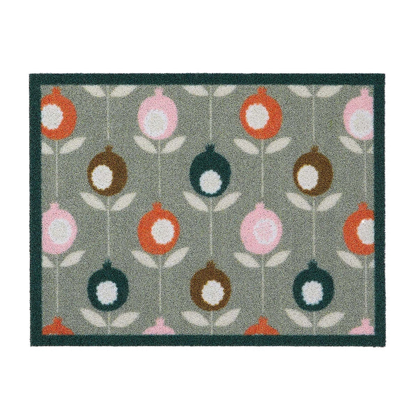 Pepino Green Outdoor Doormat. Made from ECONYL regenerated yarn featuring a floral pattern.