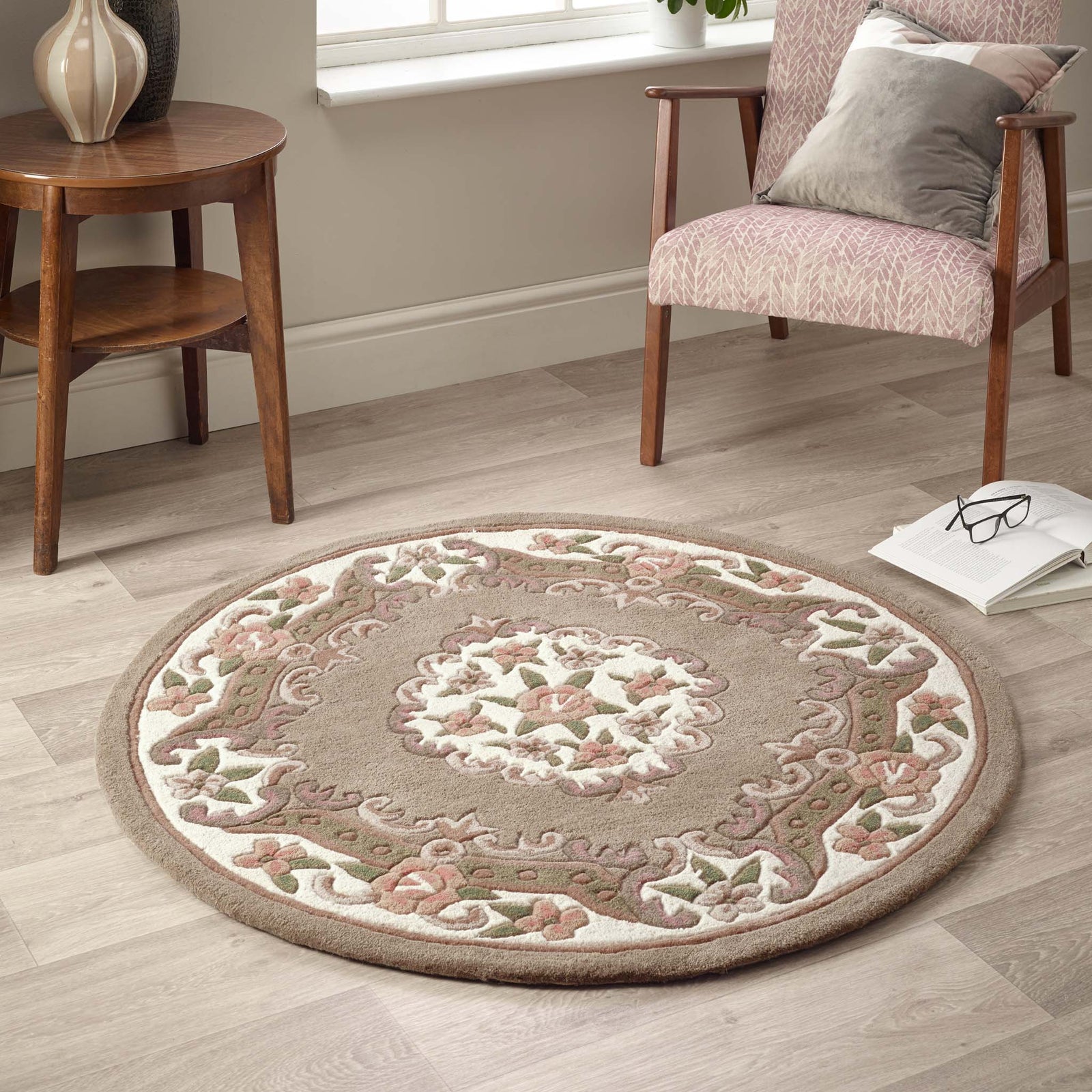 Shensi Beige Rug - a 100% wool rug featuring a traditional floral pattern.