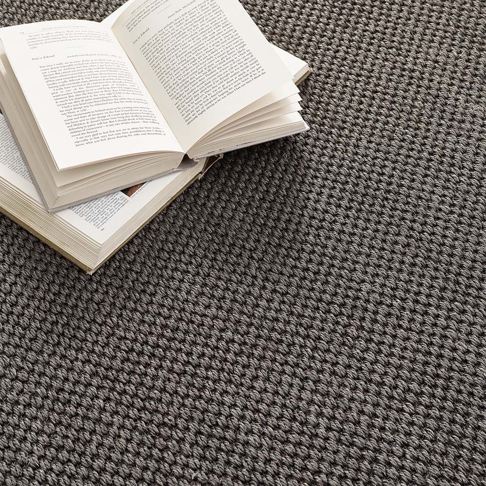 Sisal Grey with Dark Grey Border Rug made from 100% sisal in a solid grey. 