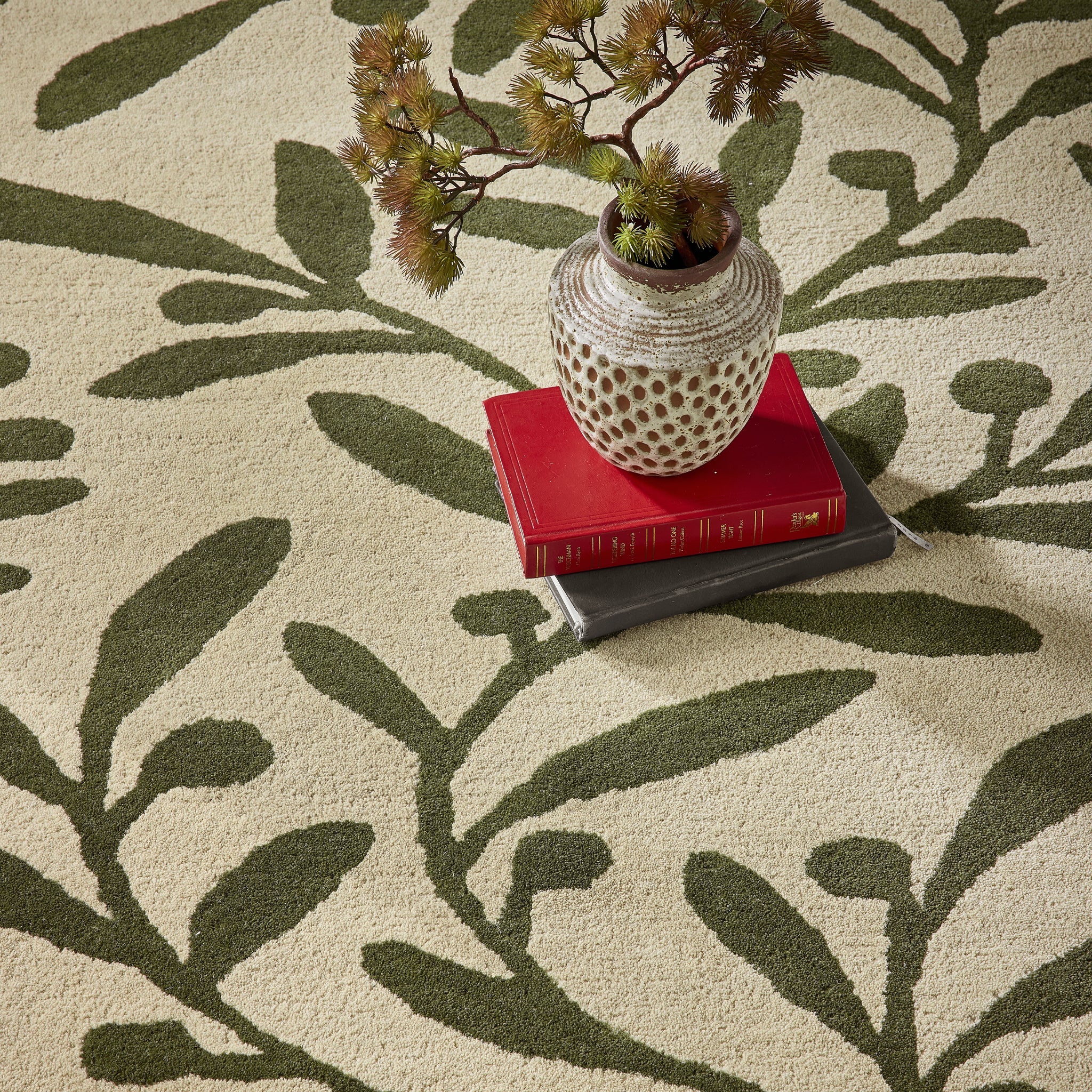 Trailing Leaf Rug -made from 100% wool  featuring a leaf design. 